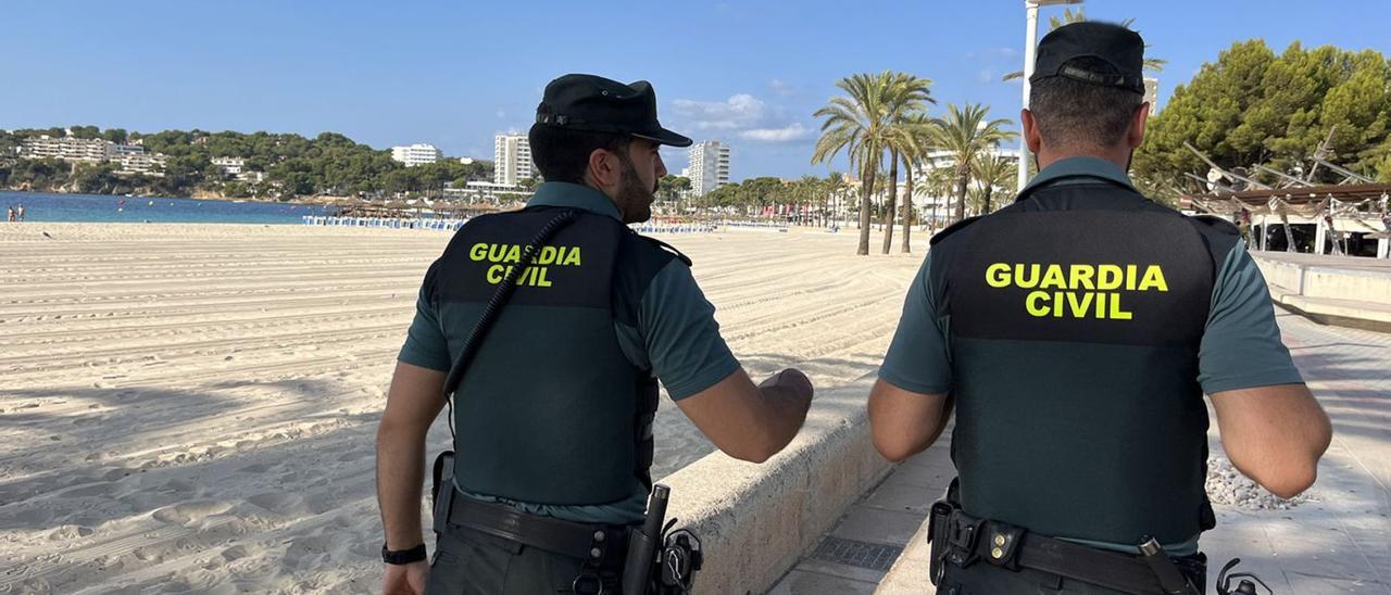 PROBLEMA VIVIENDA ALQUILER IBIZA: «Una guardia civil lloraba porque no  quería dormir en el coche en Ibiza»