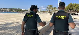 «Una guardia civil lloraba porque no quería dormir en el coche en Ibiza»