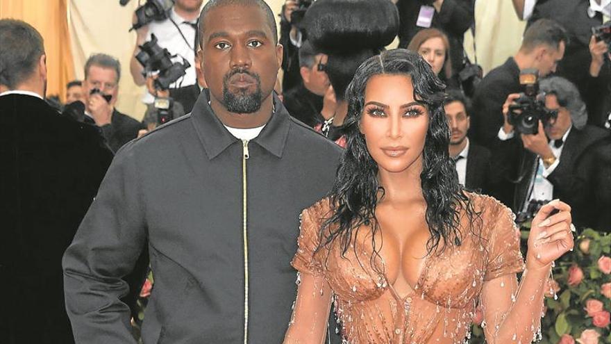 Kim y Kanye West son padres de su cuarto hijo