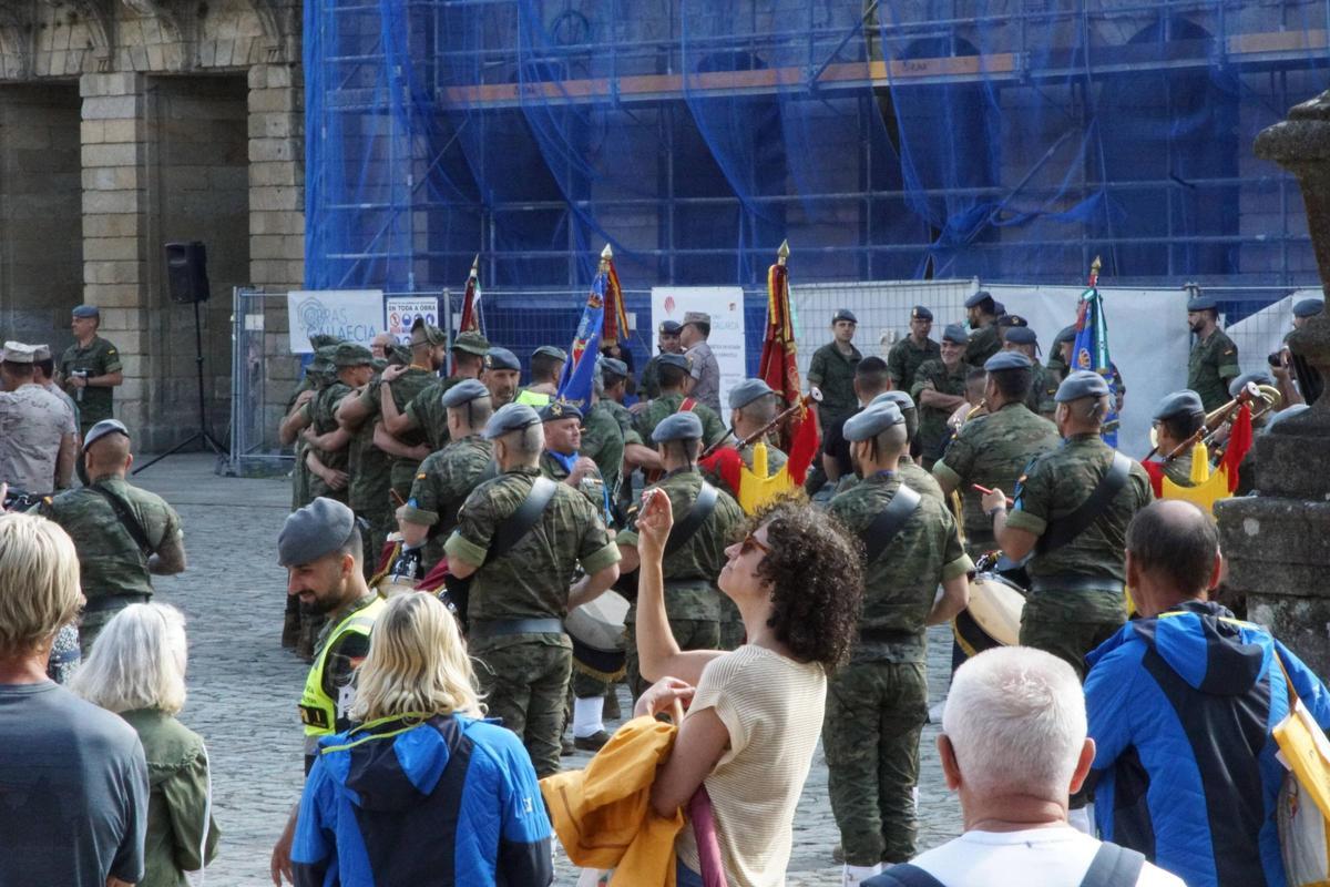Entrega de premios tras la prueba por relevos de la Brilat en el Camino de Santiago