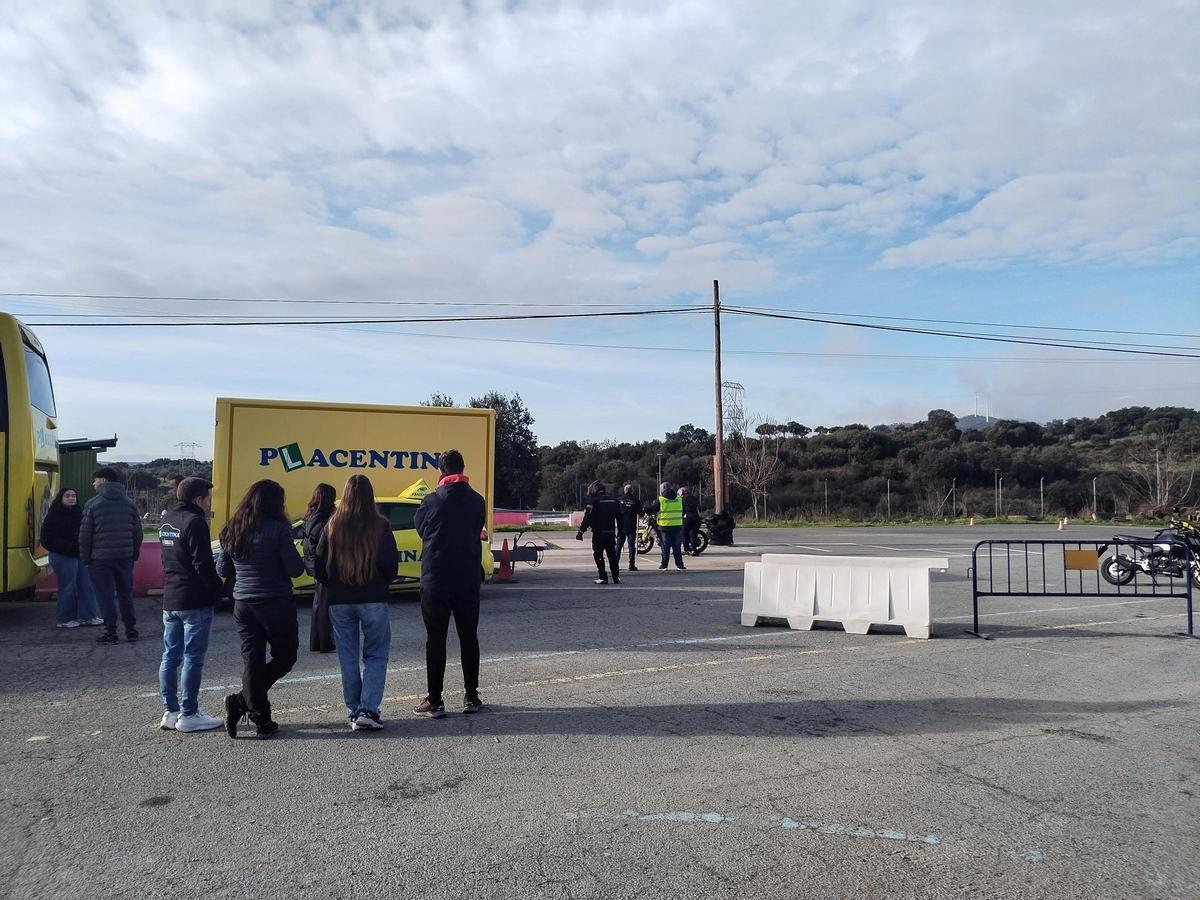 Estado de las instalaciones para examinarse del carné de conducir en Plasencia Estado de las instalaciones para examinarse del carné de conducir en Plasencia
