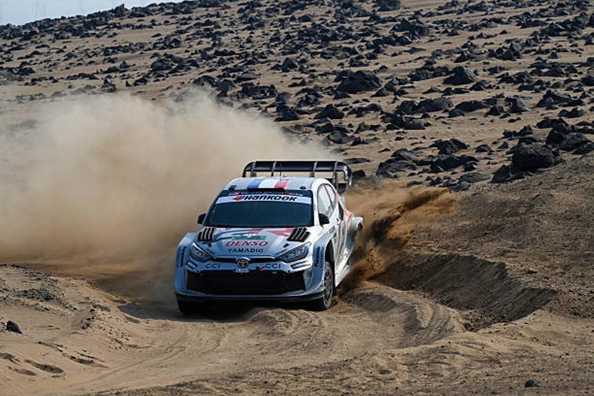 Sébastien Ogier Suudi Arabistan Rallisi'nde