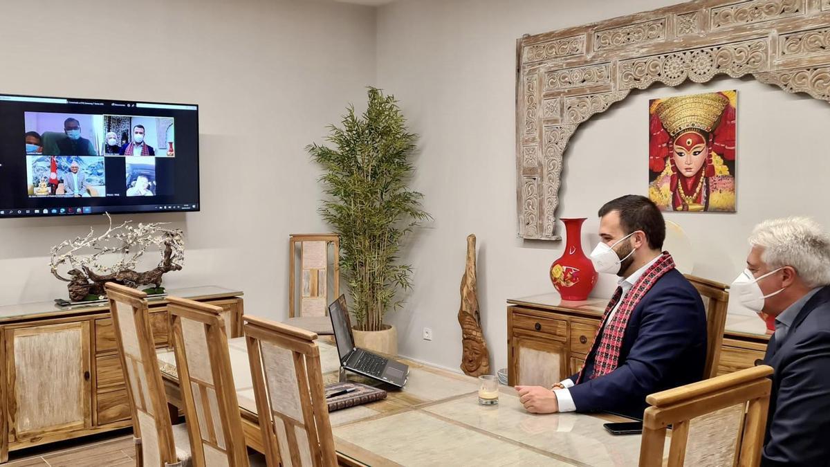 Encuentro de Salaya junto a José Manuel Vilanova, hoy en Madrid.