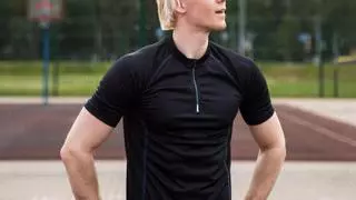 Amazon liquida a menos de 20 euros la camiseta de Under Armour que roza las 15.000 valoraciones