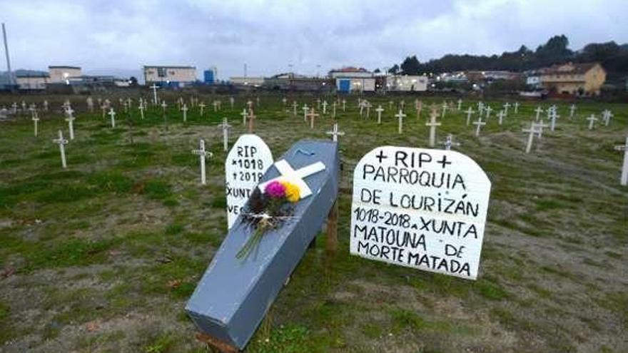 Protesta de los vecinos contra la ampliación de la EDAR. // G. Santos