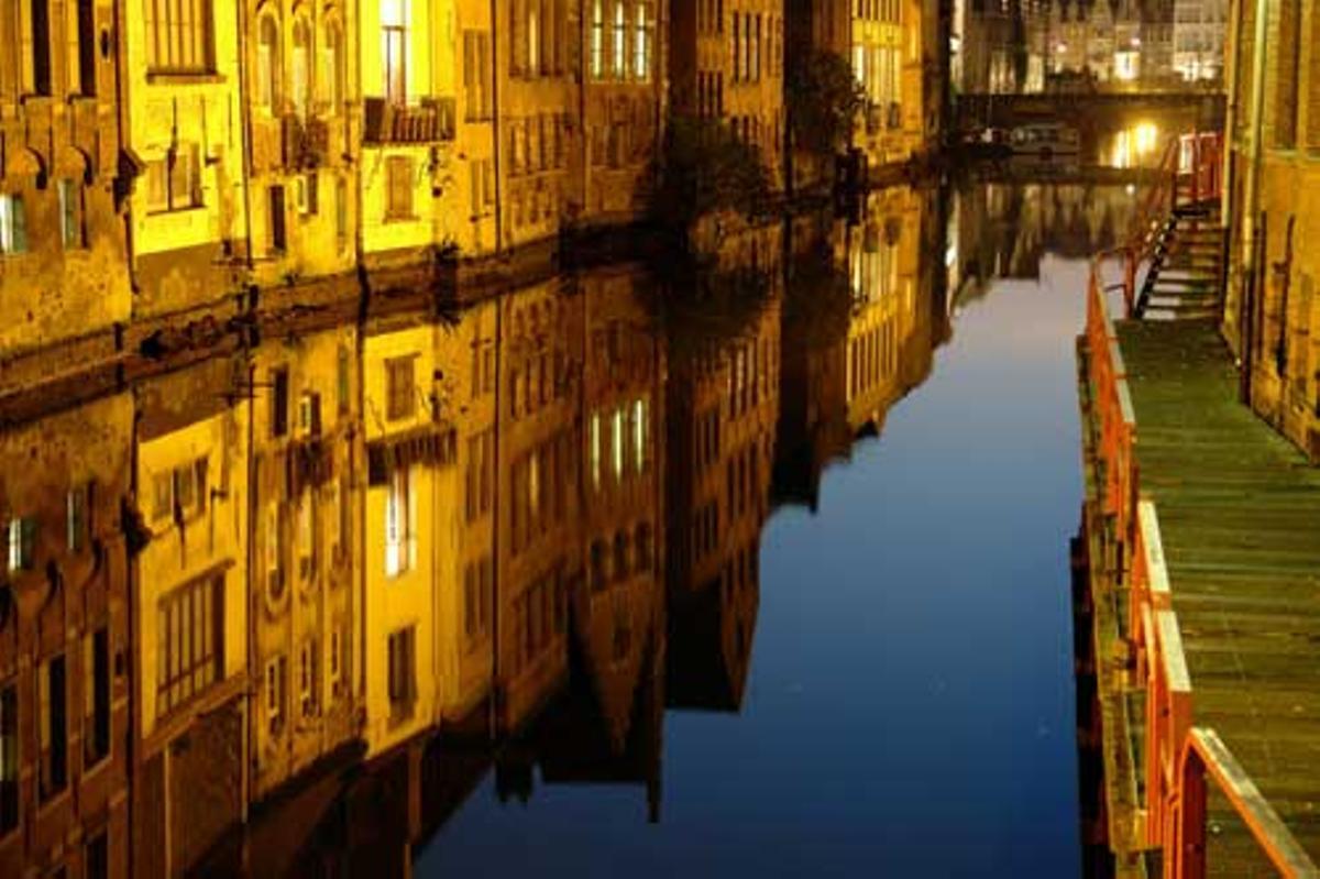 Ciudad Vieja de Gante de noche.