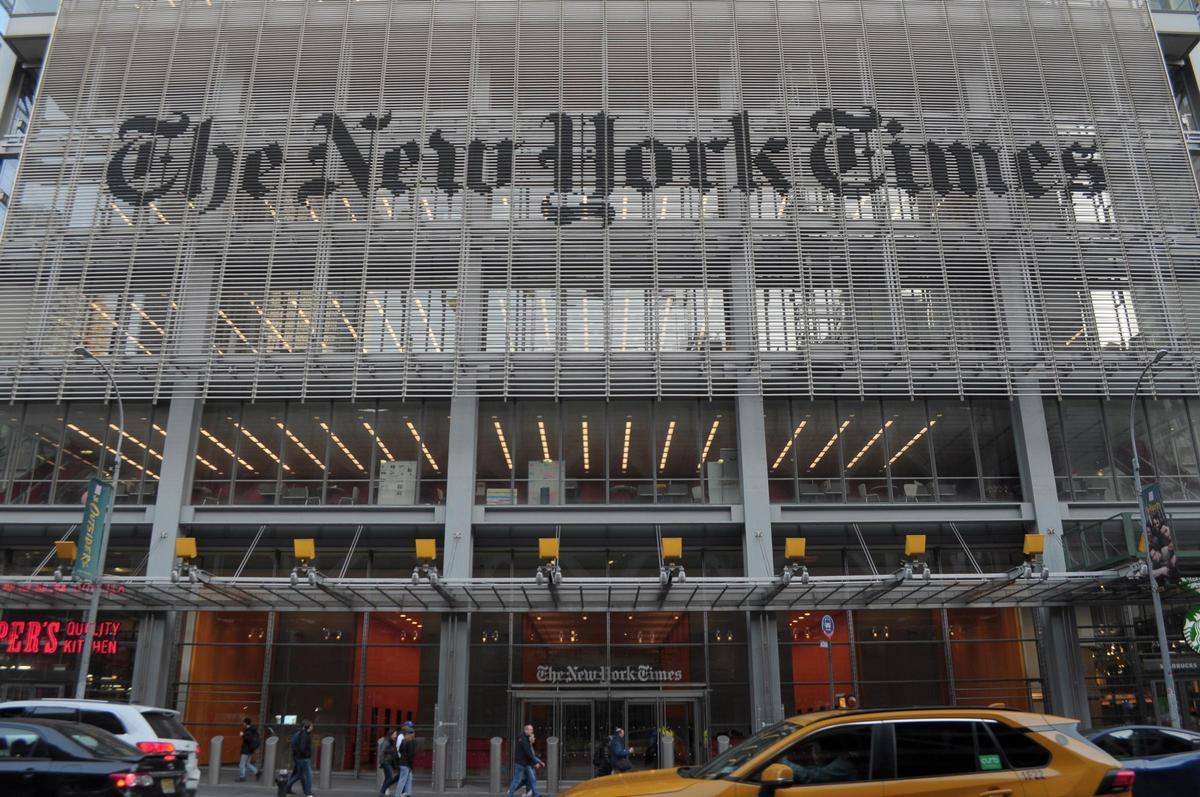 Archivo - Sede de 'New York Times' en Manhattan, Nueva York.