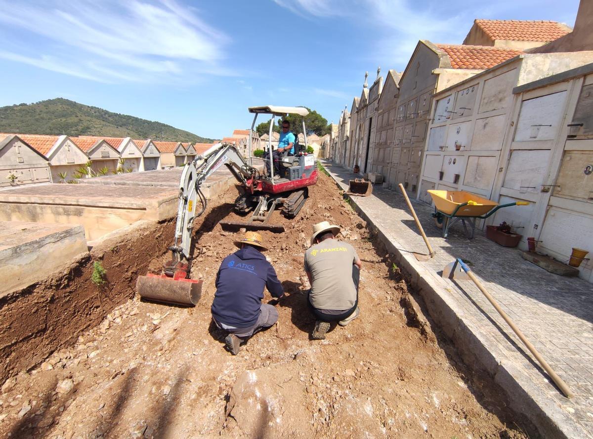 Actuaciones en el cementerio de Son Servera.
