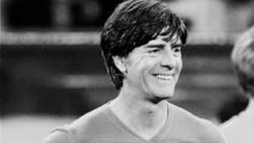 Joachim Löw: EL SELECCIONADOR ALEMAN GANA EL MUNDIAL DE LA ELEGANCIA