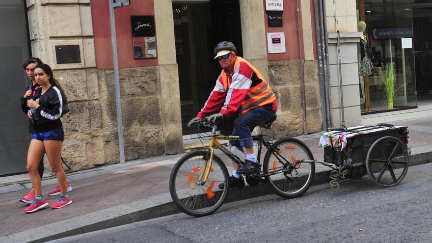 Comercios del centro de Elche harán descuentos por ir en bicicleta