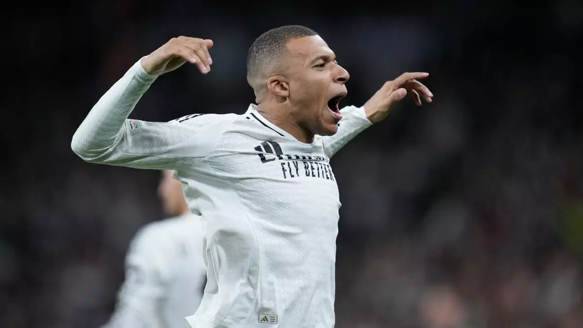 Los goles de Mbappé sujetan a un Real Madrid en crisis goleadora