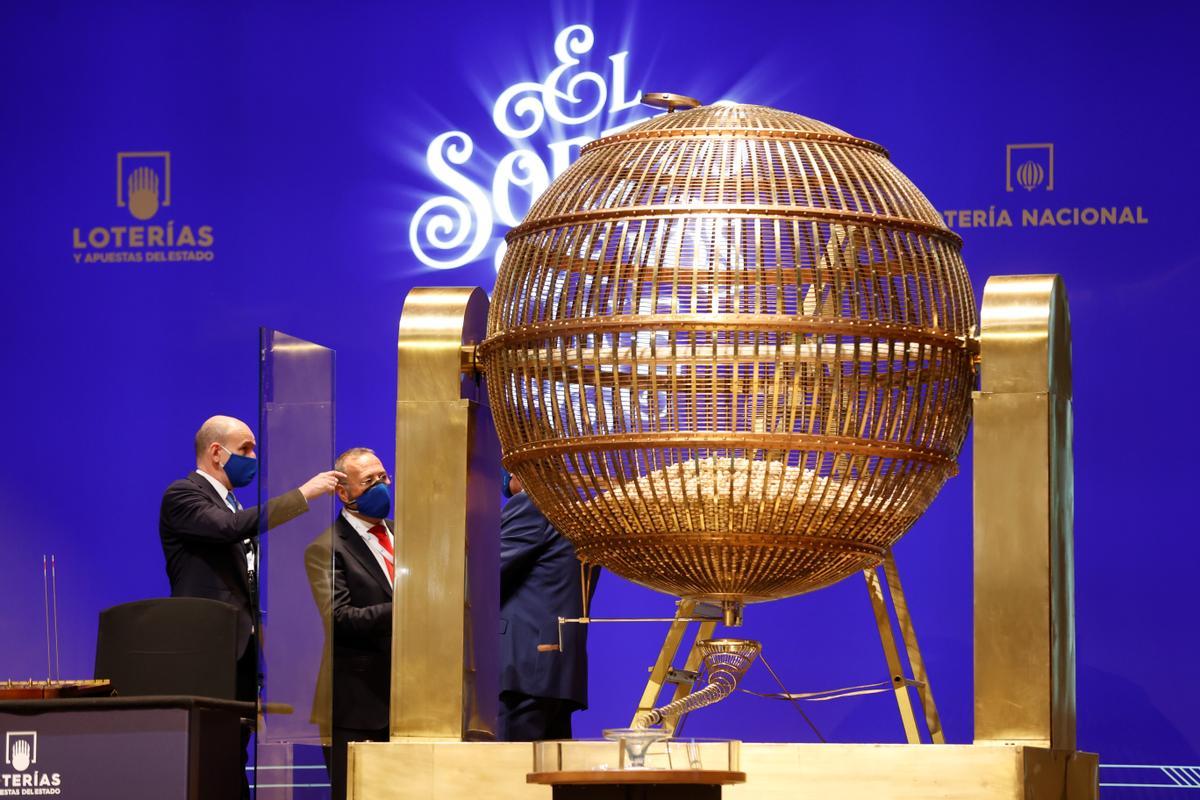 Un quinto premio entrega más de 8 millones en Benidorm y Elx.
