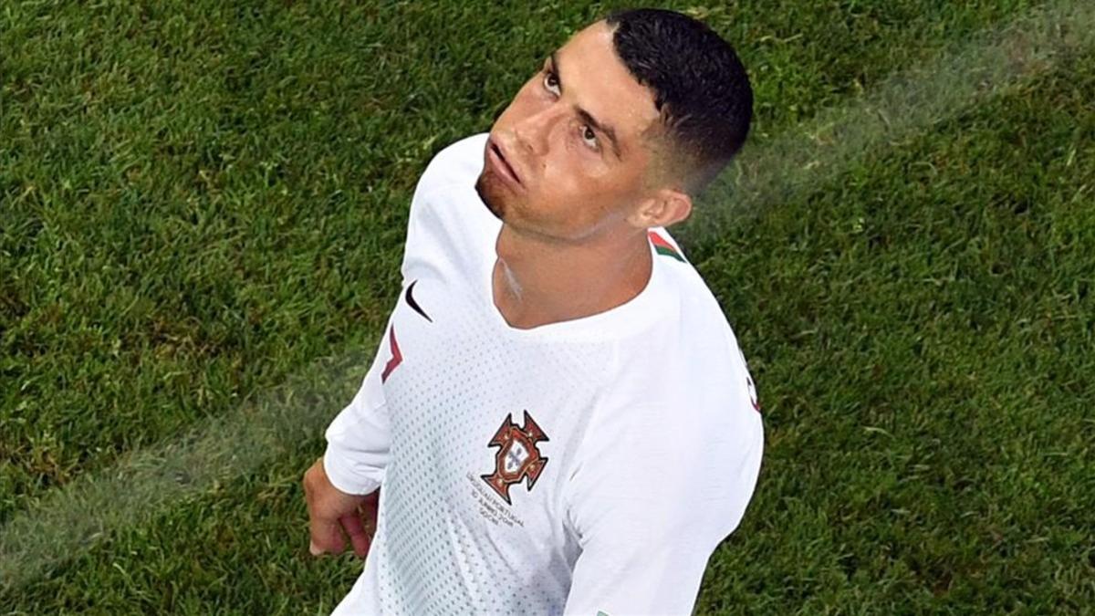 Cristiano Ronaldo resopla tras ser apeado del Mundial