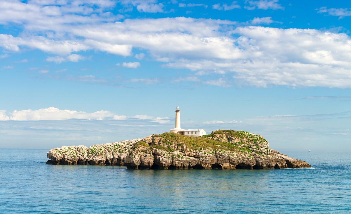 Faro en Santander
