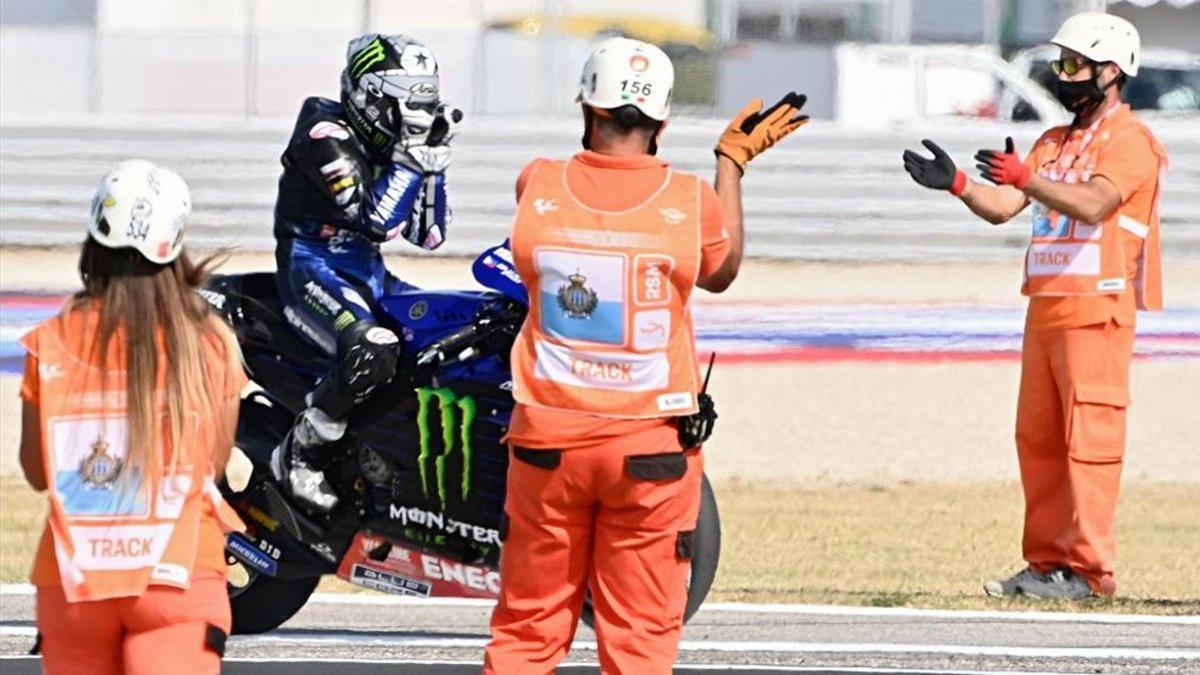 Maverick celebra emocionado su victoria en Misano