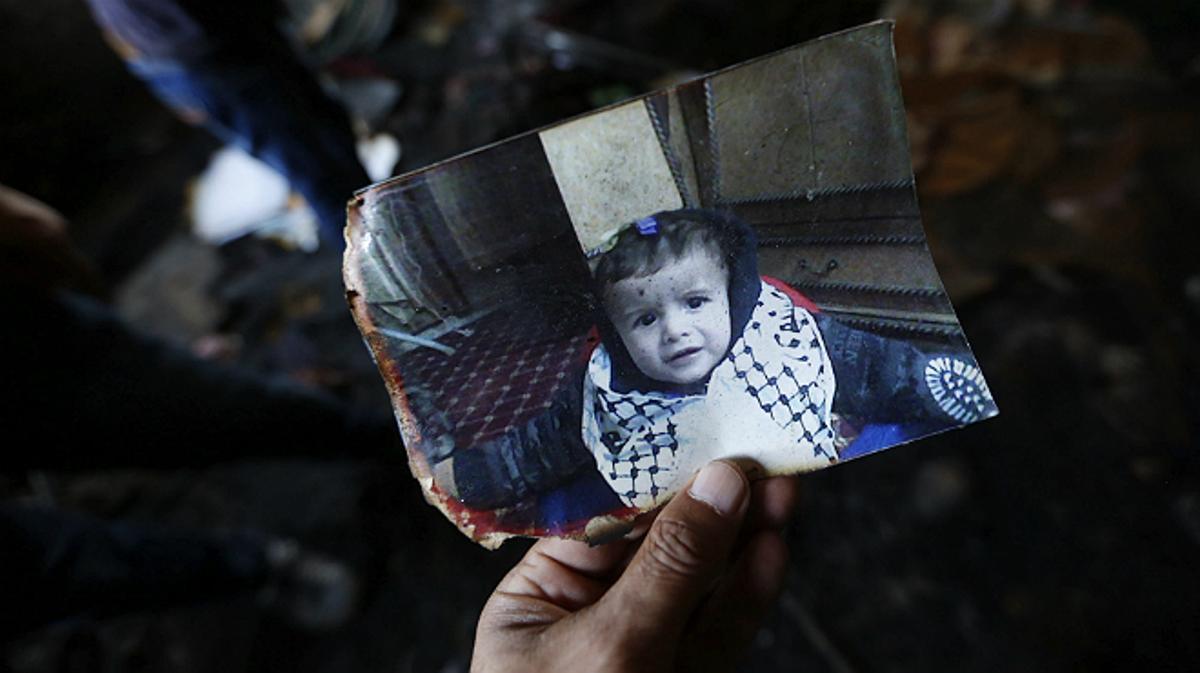 Presumptament, uns colons israelians han atacat la vivenda i han causat la mort del bebè.