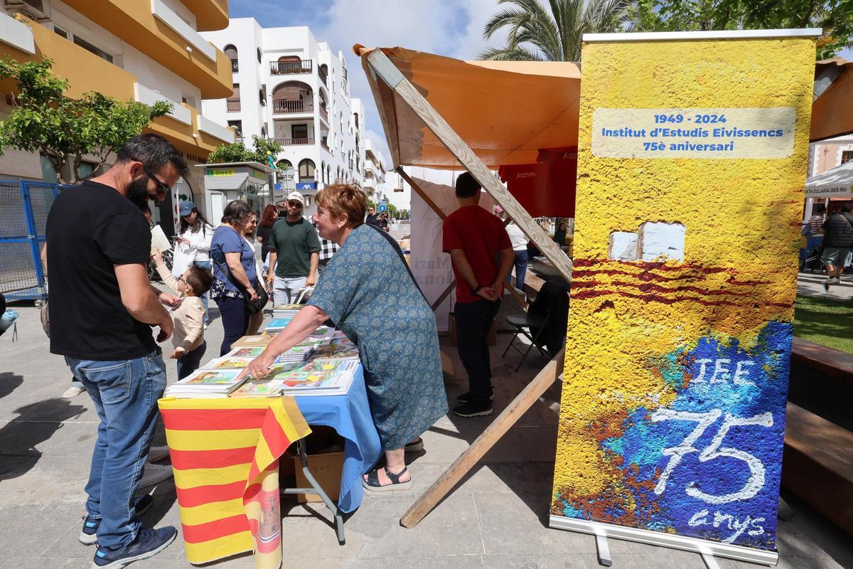 Feria del libro Santa Eulalia Feria del libro Santa Eulalia