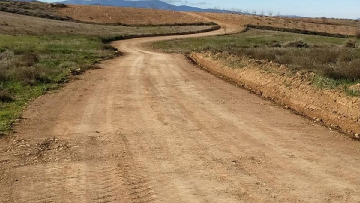 Tras las inundaciones se había hecho imposible circular por estos tramos. | SERVICIO ESPECIAL