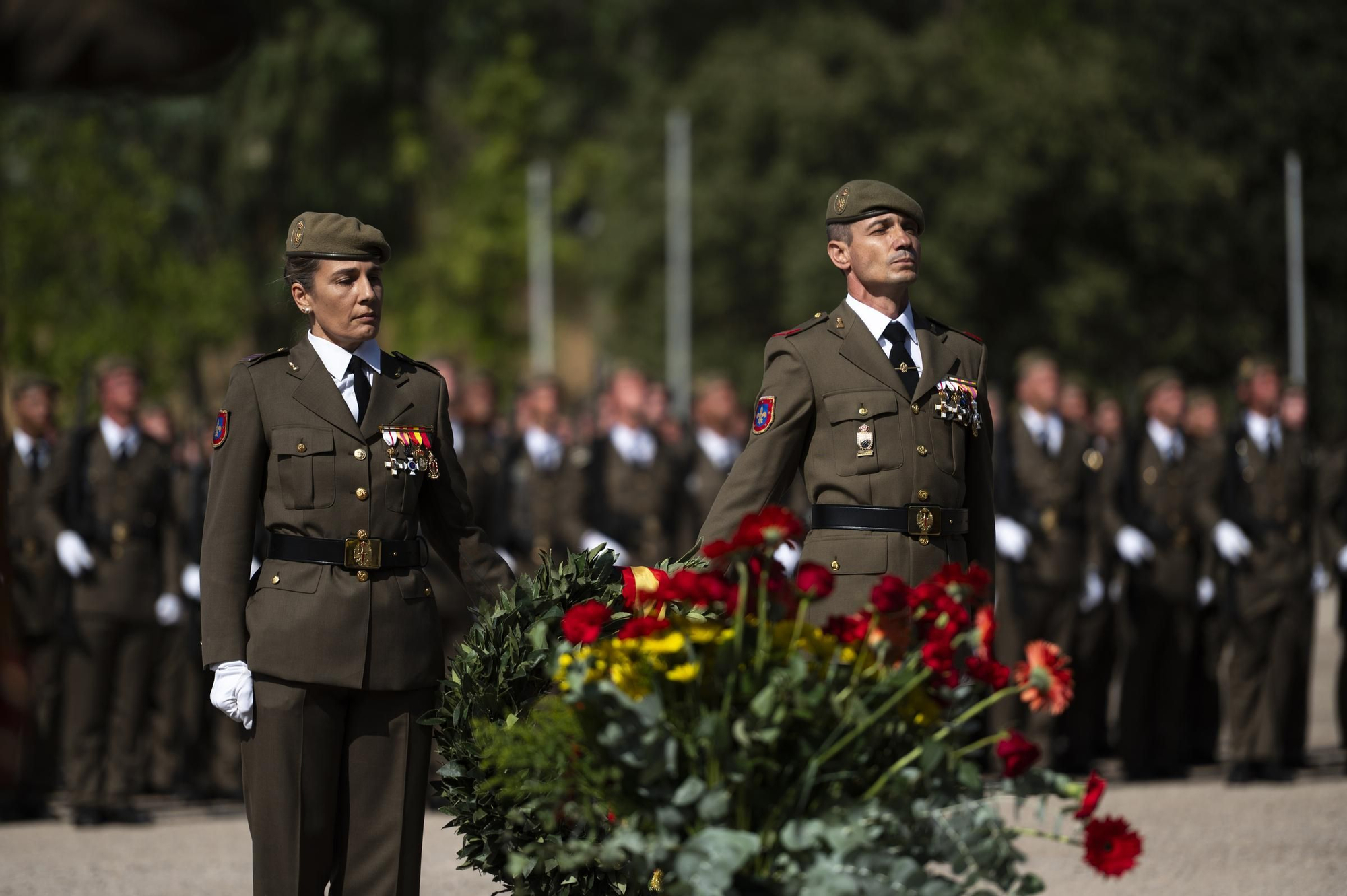 EN IMÁGENES | Multitudinaria jura de bandera en Cáceres con récord de mujeres soldado