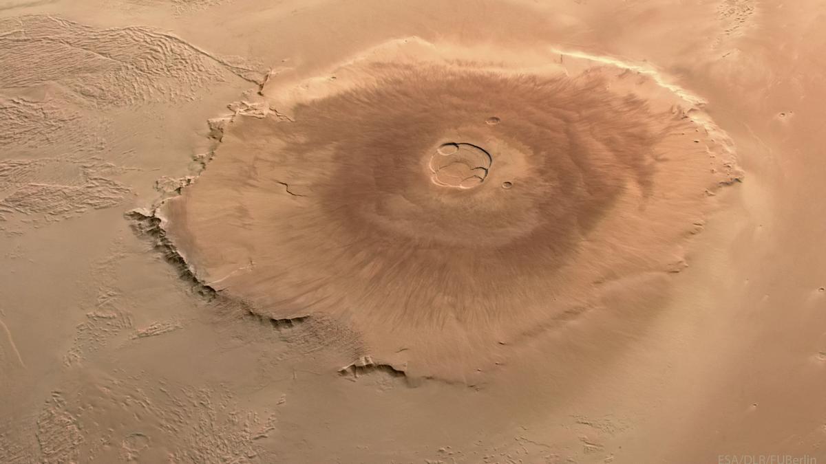 Así es el impresionante Monte Olimpo de Marte, la montaña más alta del Sistema Solar
