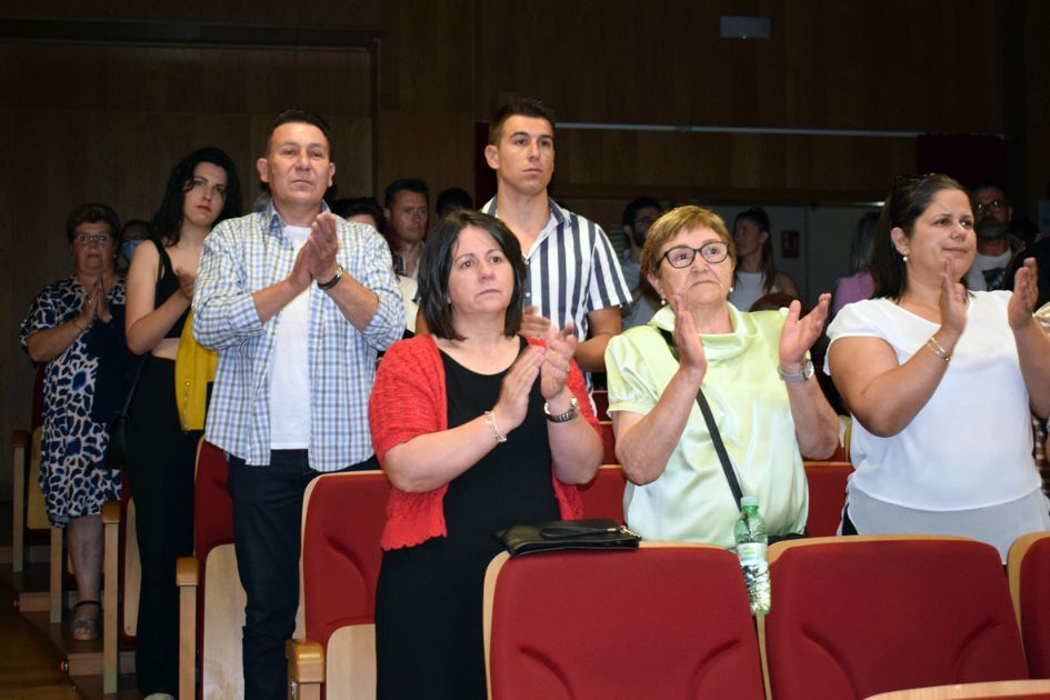 Un momento de la fiesta de graduación del IES de Valga.