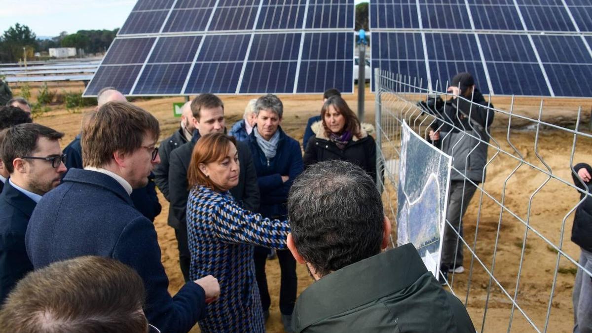 Hükümet, tuzdan arındırma tesisine güç sağlayacak olan ilk fotovoltaik parkını Girona'da satın aldı
