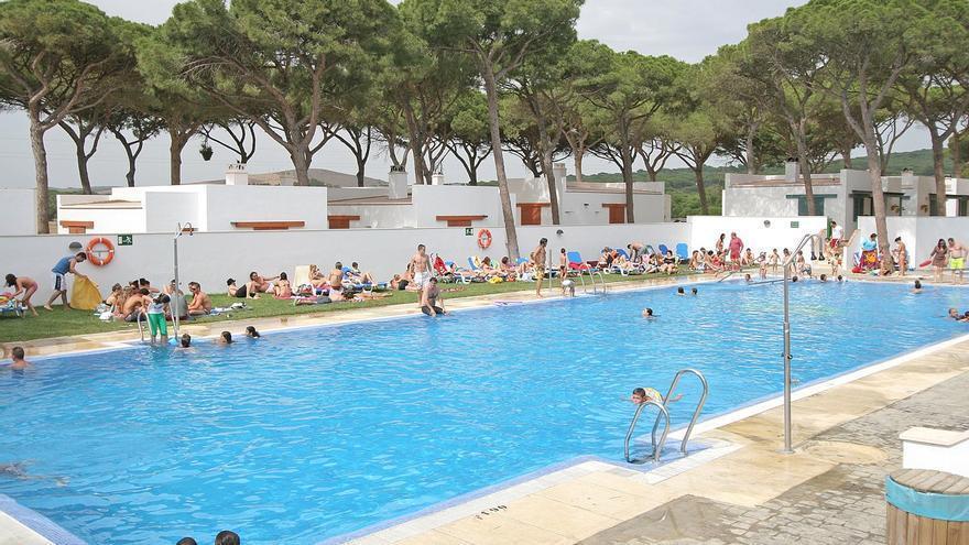Cádiz y Almería, a la espera de saber si podrán llenar sus piscinas