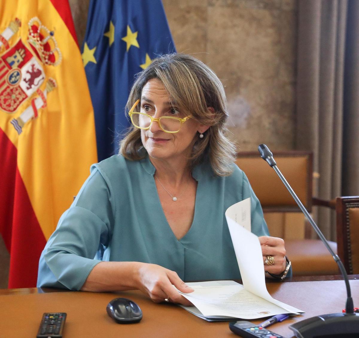 La vicepresidenta tercera y ministra para la Transición Ecológica, Teresa Ribera, se reúne con los portavoces de los grupos parlamentarios en el Consejo de ministros de Energía de la UE, en la sede del Ministerio, a 27 de julio de 2022, en Madrid (España)