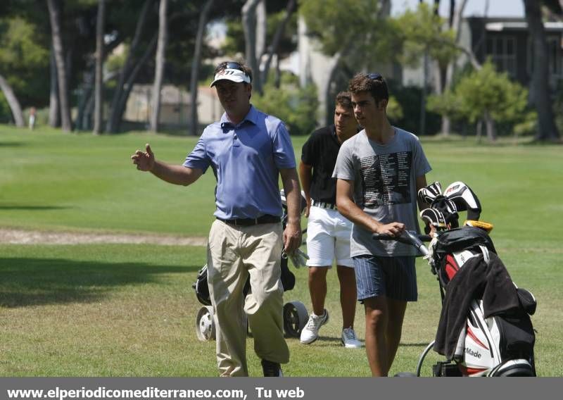 GALERÍA DE FOTOS- El torneo Pro-Am llena el Club Costa Azahar de amantes del golf