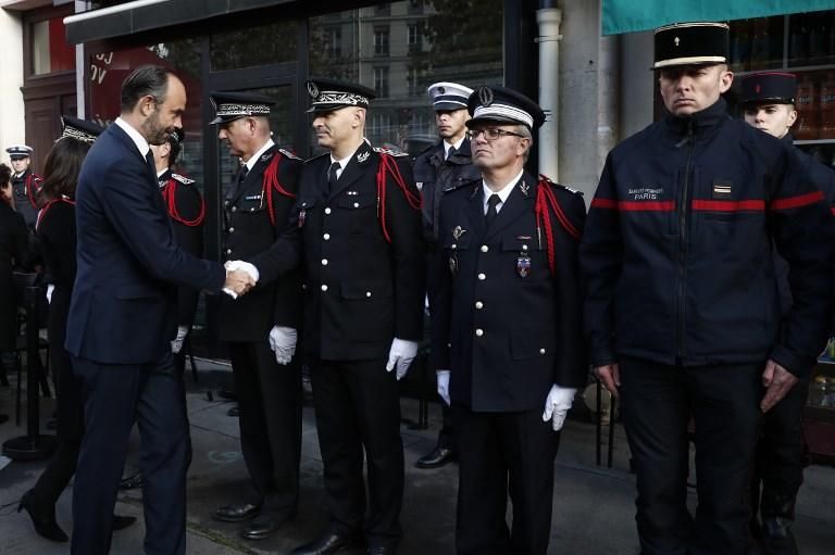 Francia homenajea a las víctimas del 13-N