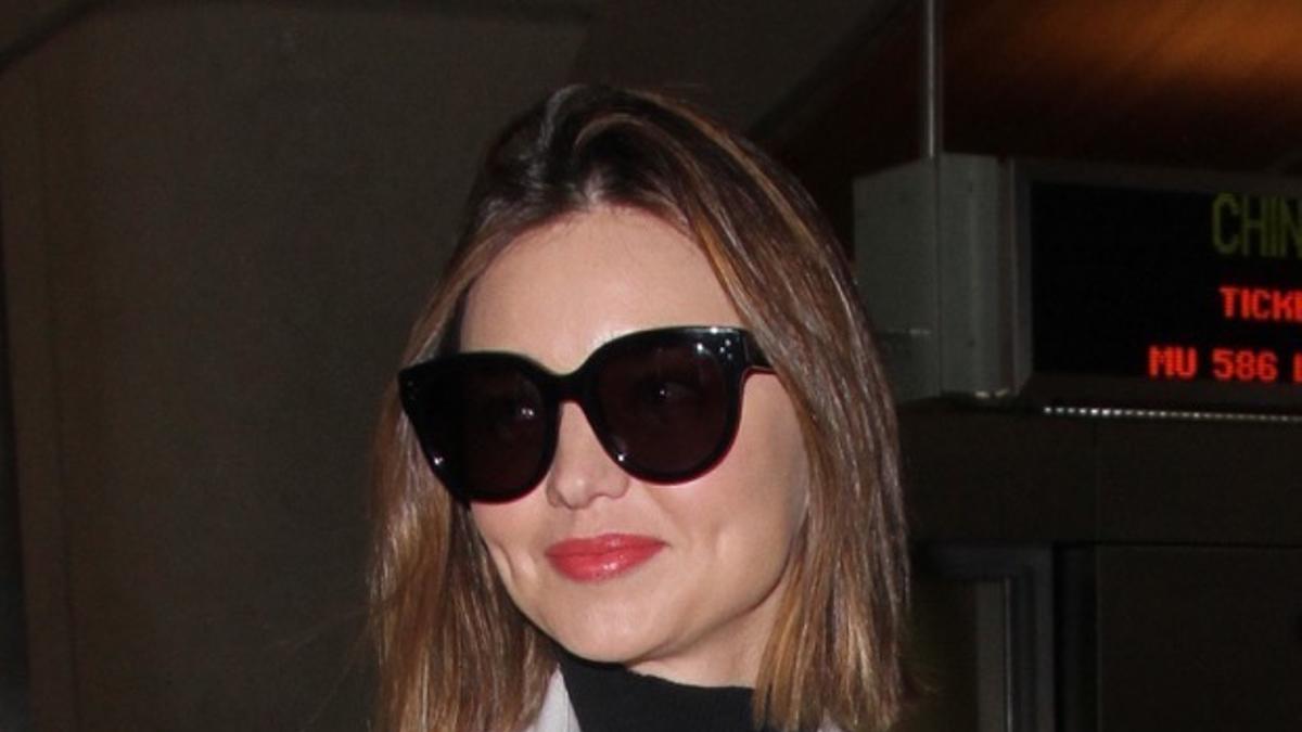 Copia el look de Miranda Kerr en el aeropuerto