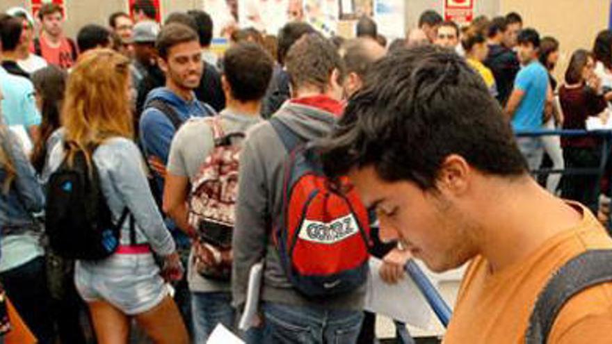 Canarias también aplazará a 2017 &quot;por inoportuna&quot; la reforma universitaria