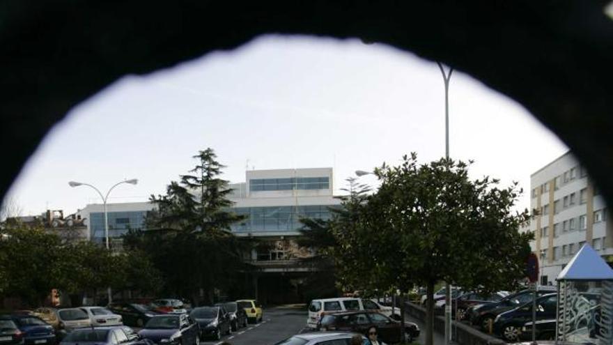 La plaza de La Villa, vista desde el instituto, ayer.