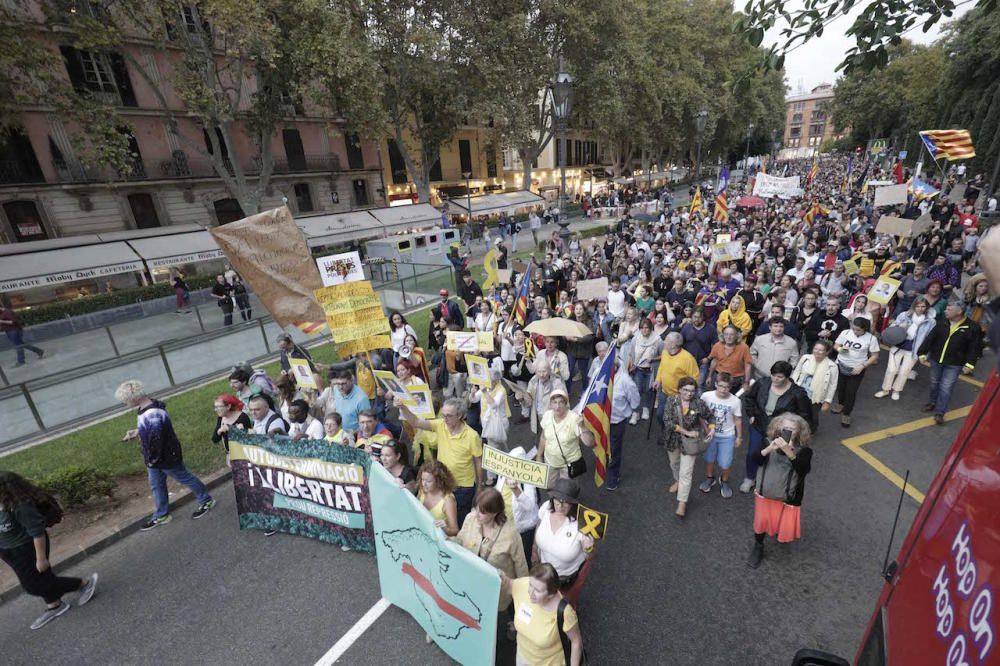 Miles de personas contra la sentencia del 'procés' en Palma