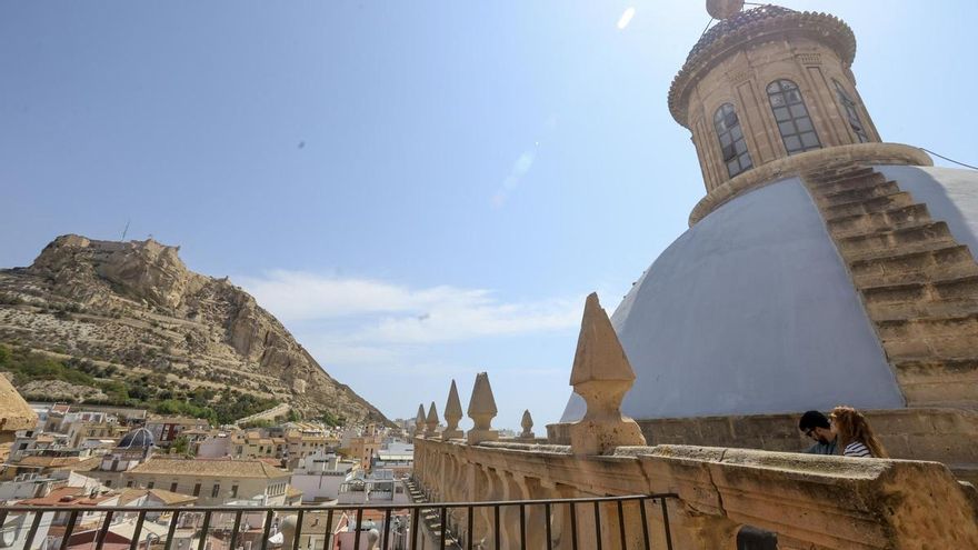 La Concatedral de San Nicolás se abre también a las visitas culturales