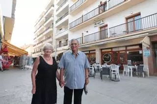 La despedida de Fleurette Ferrer y Juan Barranco de sus familiares de Ibiza en el restaurante Can Mayol