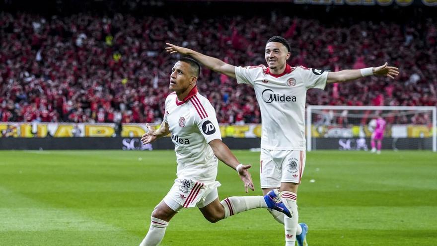 Alexis saca al Sevilla del descenso y da otra vuelta de tuerca a la batalla por la salvación