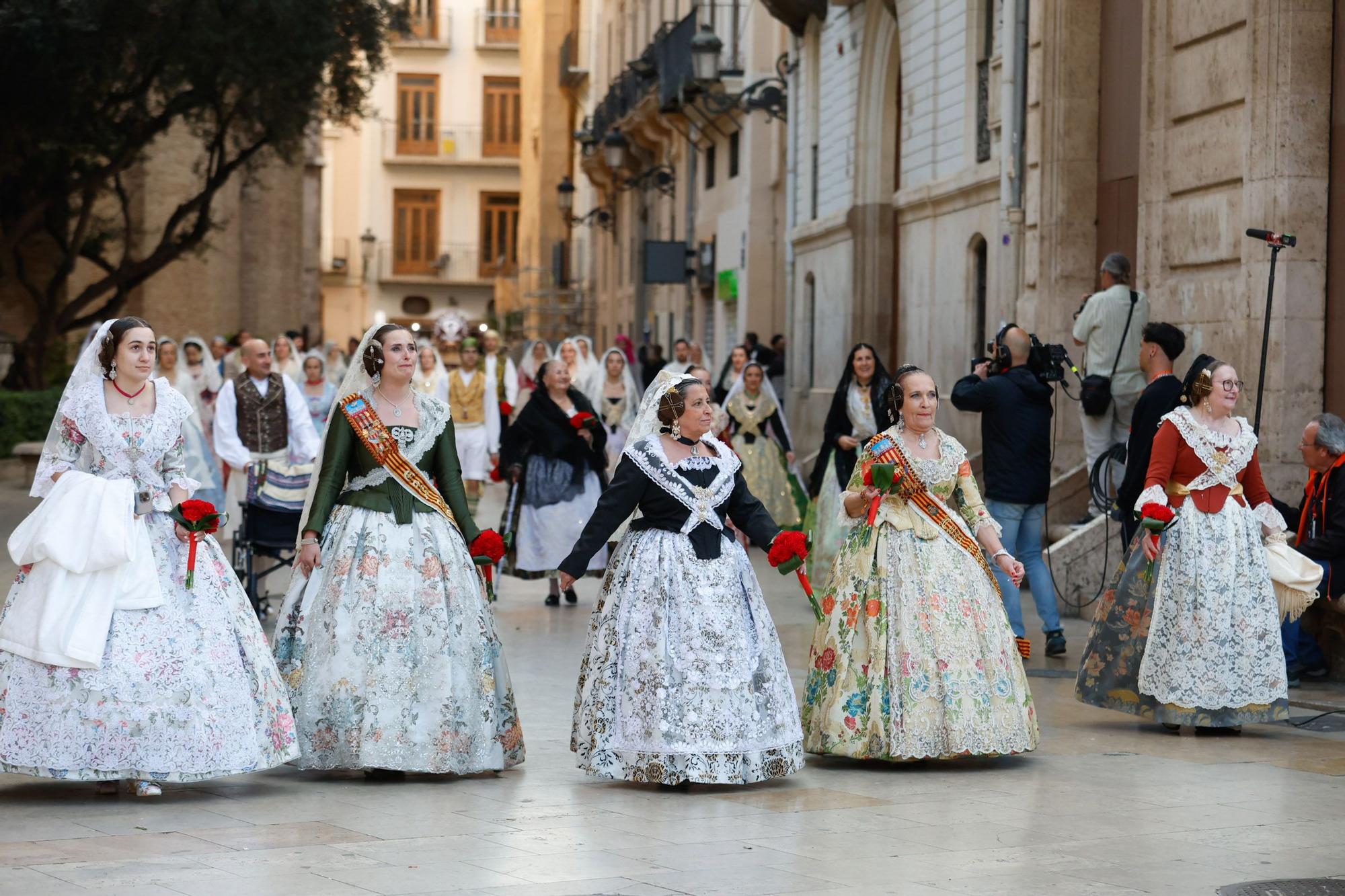 Búscate en el primer día de la Ofrenda en la calle San Vicente entre las 18:00 y las 19:00