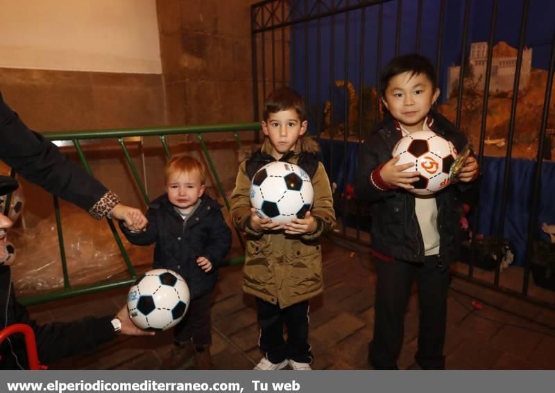 El Cartero Real recogió las ilusiones de los niños de Castellón