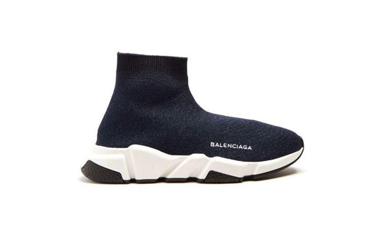 7. Zapatillas 'speed trainer' de Balenciaga