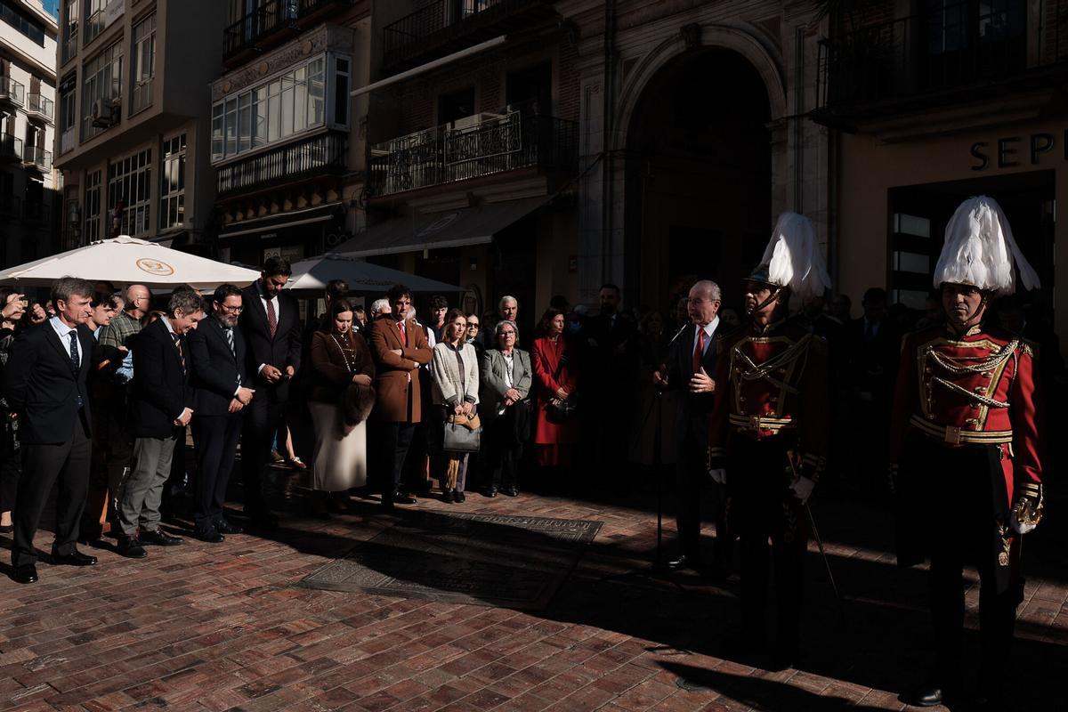 06-12-25, Malaga, plaza de la Constitución. Día de la Constitución España. (Fotografía: Gregorio Marrero).