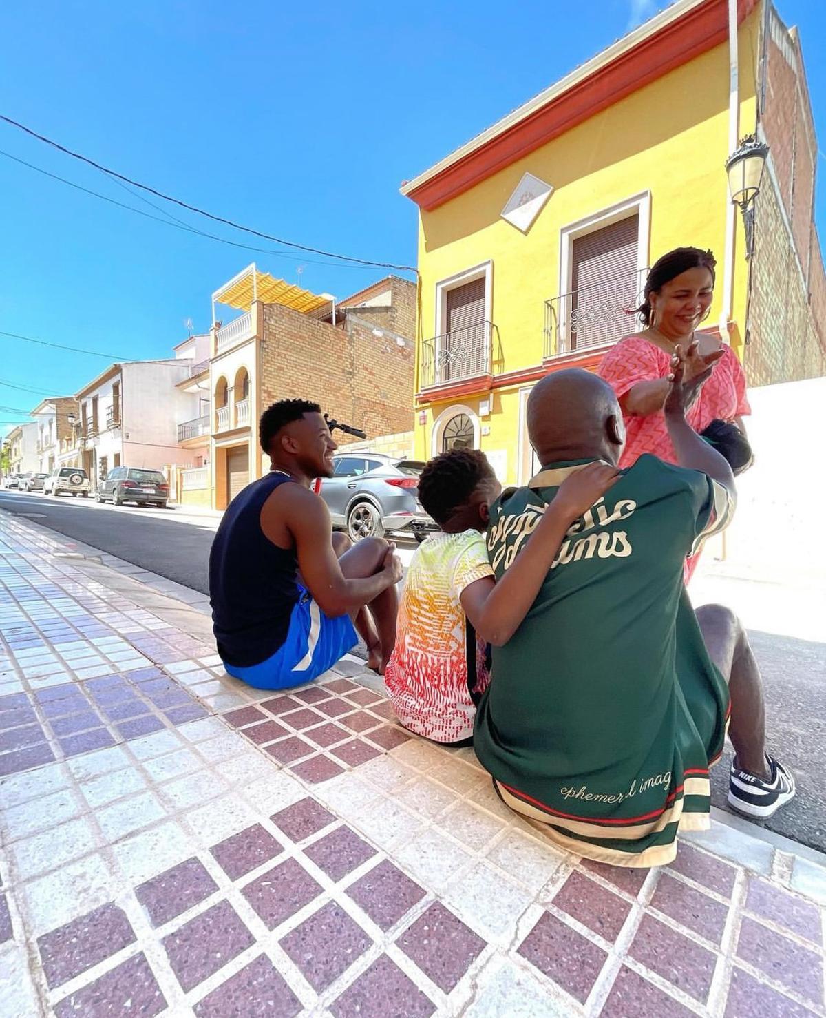 El Ansu Fati más natural sigue vestido del Barça en vacaciones