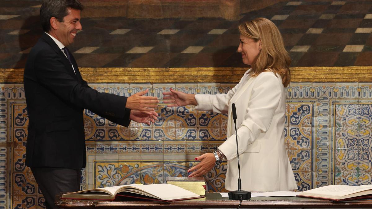 Carlos Mazón y Susana Camarero, en el Palau de la Generalitat.