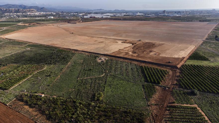 Afectados por la millonaria reserva de suelo para el AVE en Sagunt reclaman soluciones