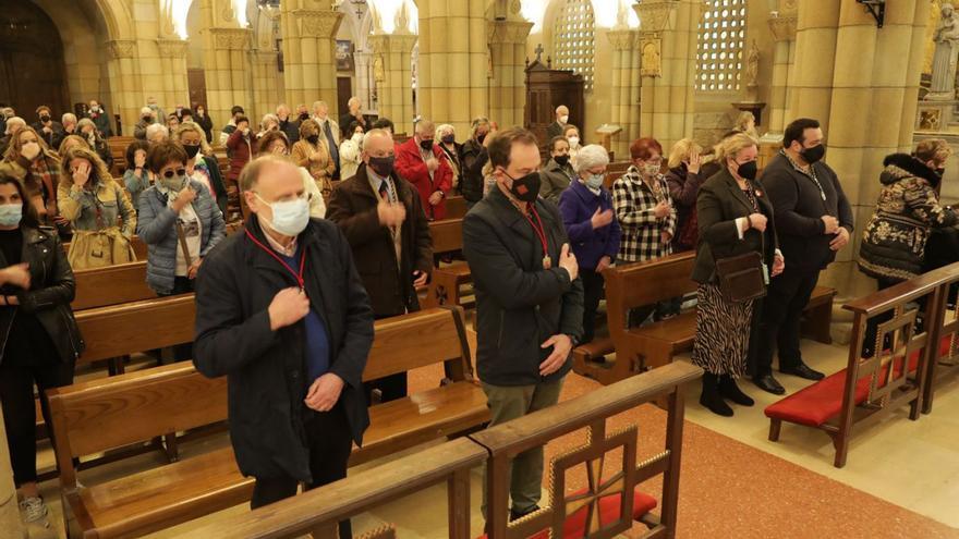 Los cofrades celebran una Semana Santa de récord en Gijón: “Nunca vimos tanta gente”