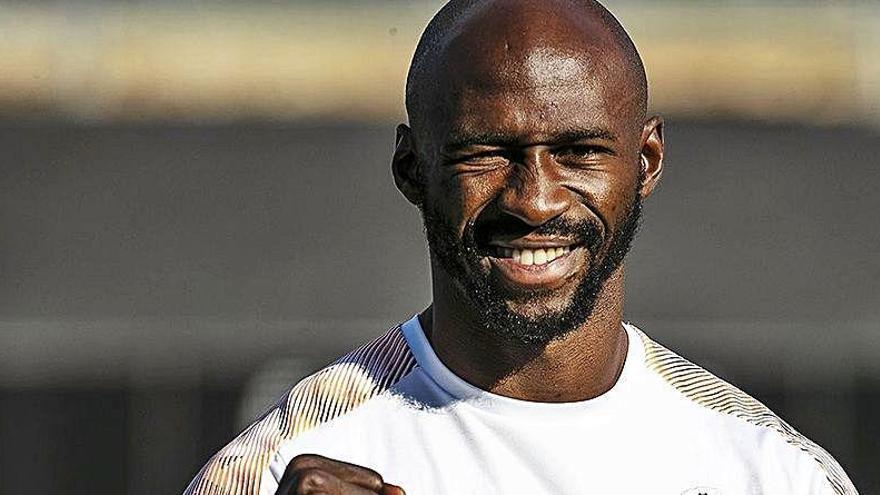 El mensaje de despedida del Valencia CF a Mangala, Gameiro y los tres cedidos