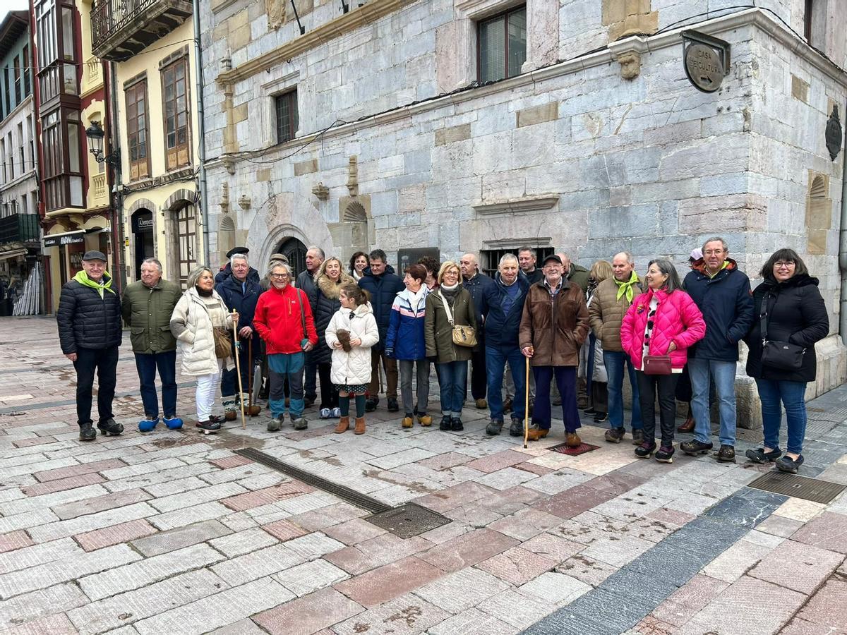 Ribadesella celebra una singular jornada de actividades en torno a les madreñes