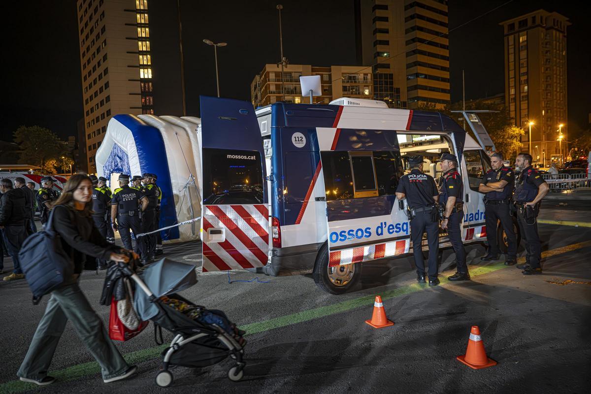 Simulacro de atentado terrorista en la estación de Sants