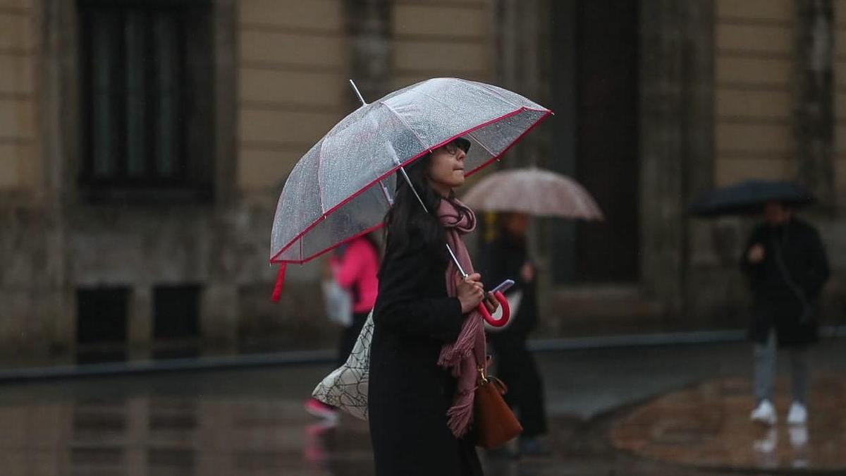 El tiempo en Valencia para mañana y el fin de semana anuncia más lluvias, esta vez con barro, y los primeros cambios por fin, según la Aemet.