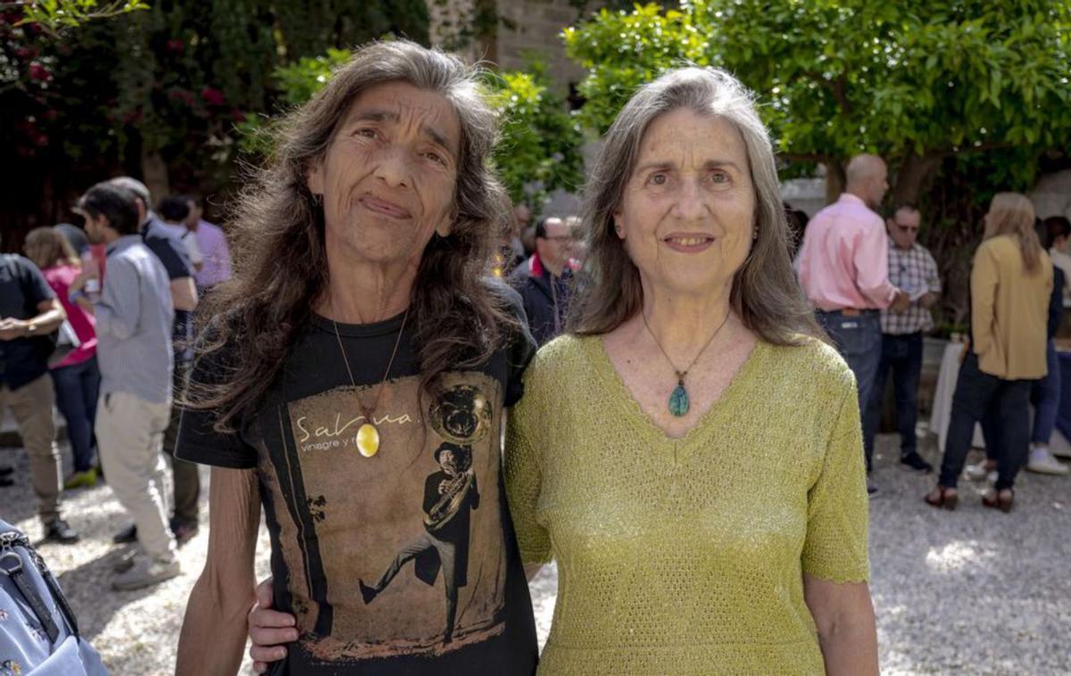 Maje y Marisa Mayrata, ayer en la Fundació Sa Nostra. | B.RAMON